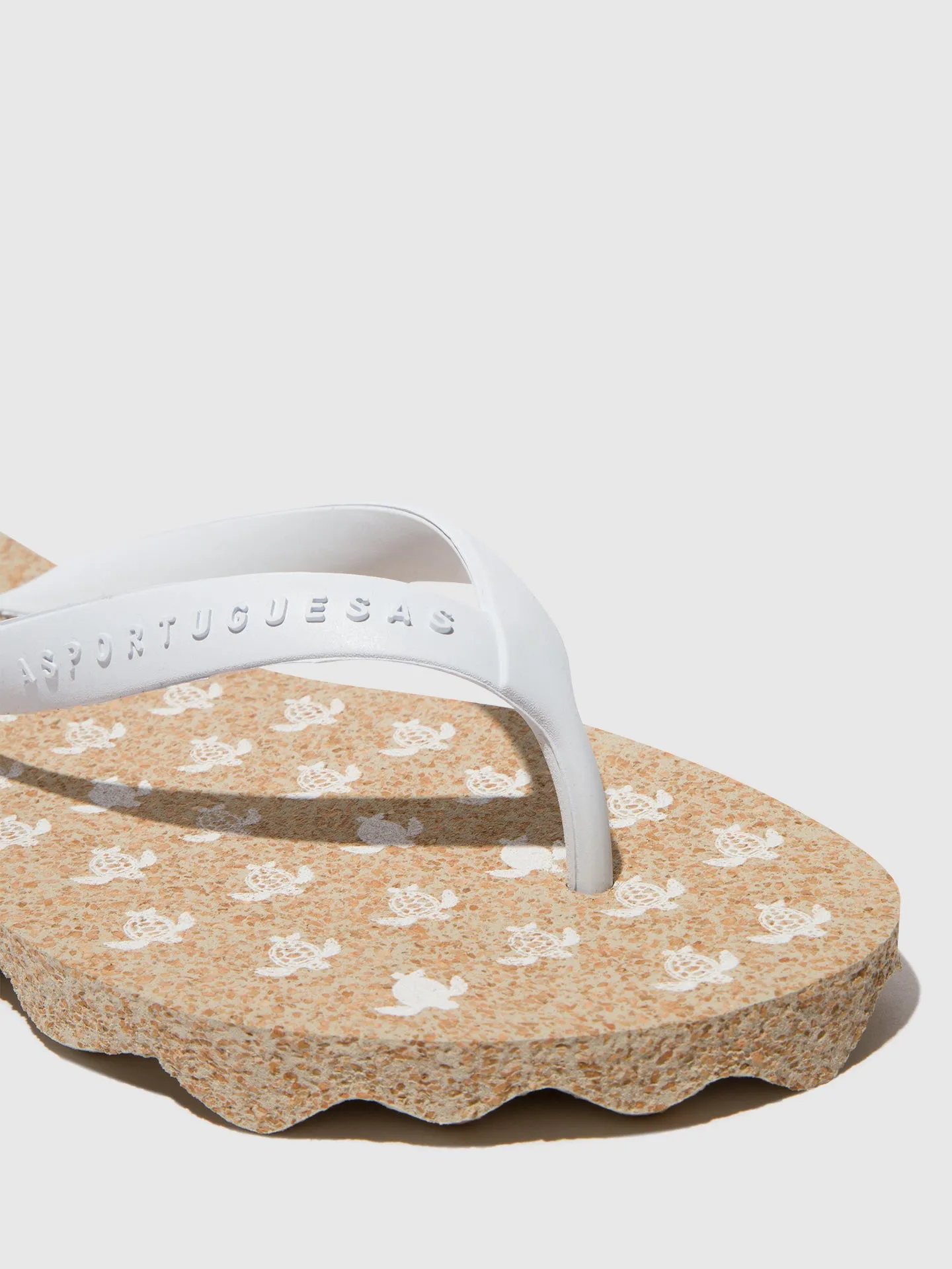 Beach Flip-Flops TURTLE Natural & white strap
