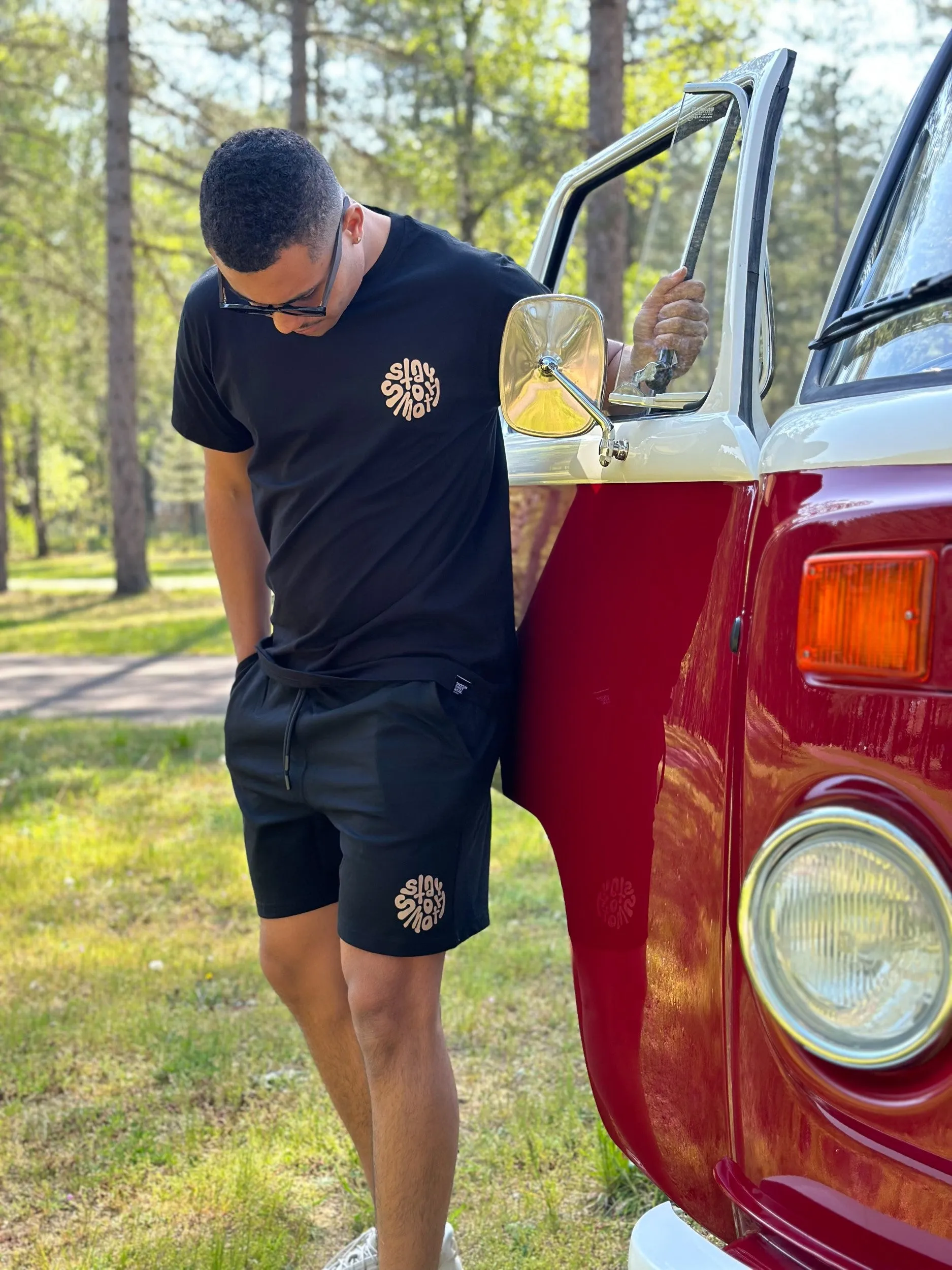 Black T / Stay Smooth Sand Front Back Men