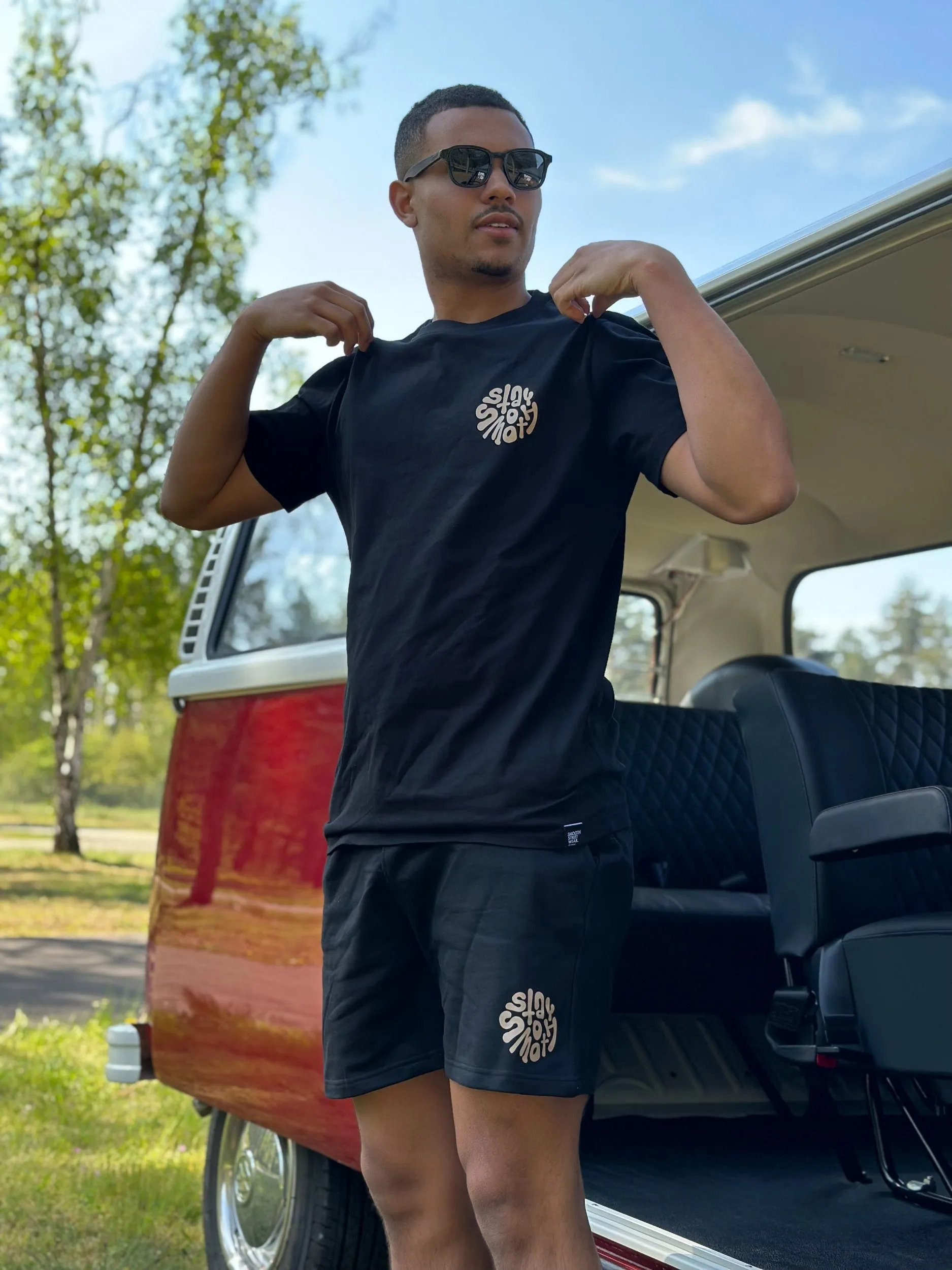 Black T / Stay Smooth Sand Front Back Men