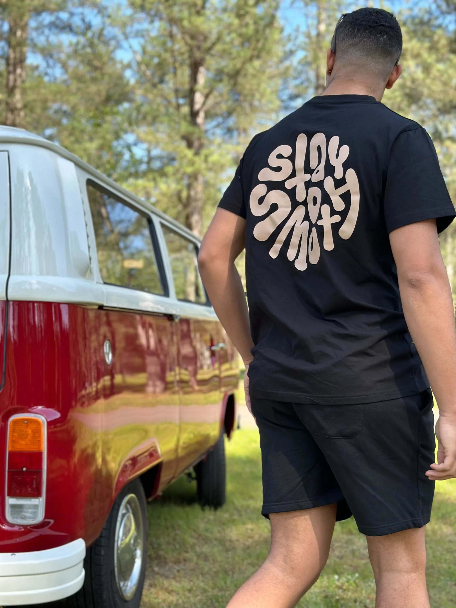 Black T / Stay Smooth Sand Front Back Men