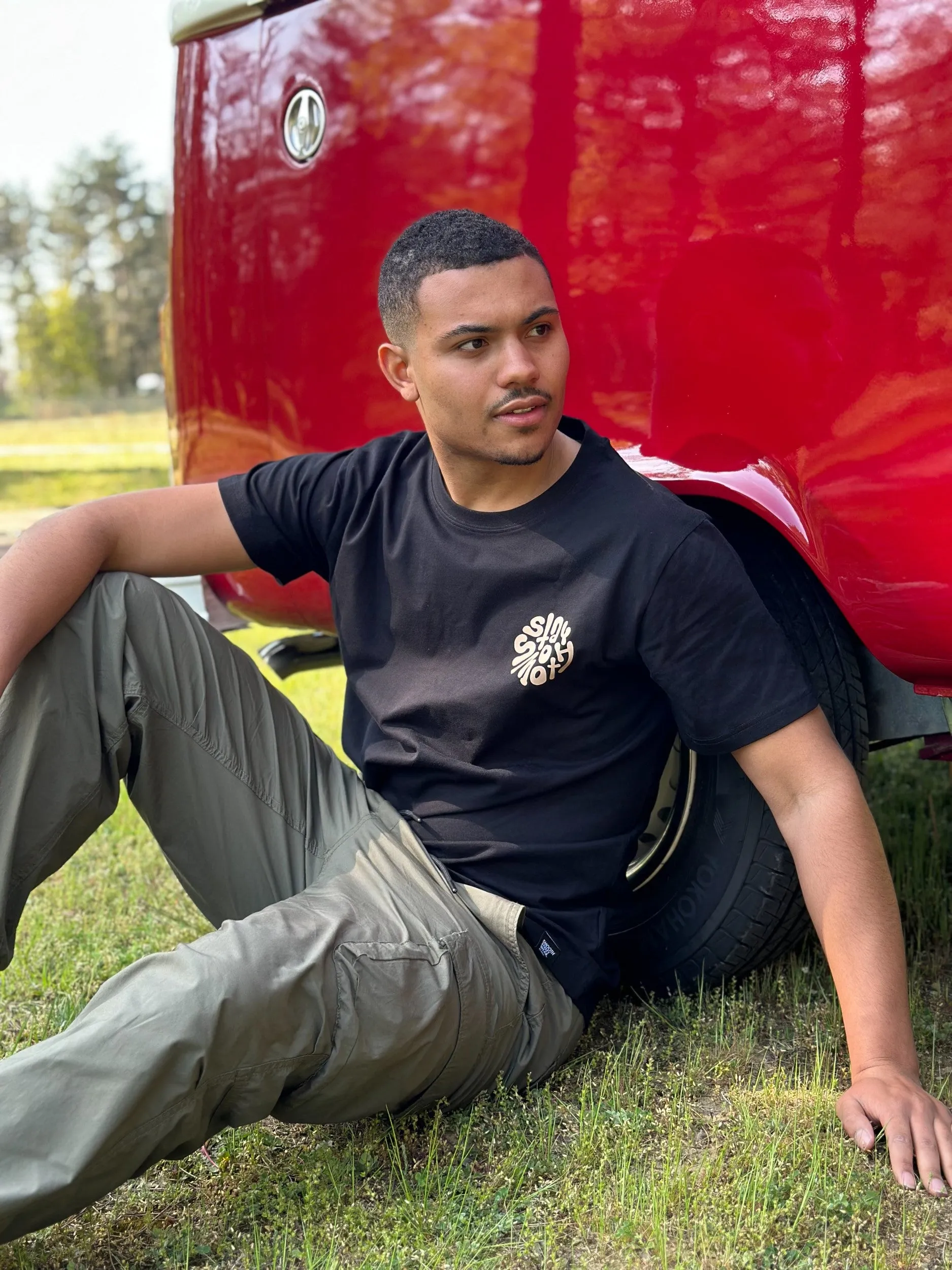 Black T / Stay Smooth Sand Front Back Men