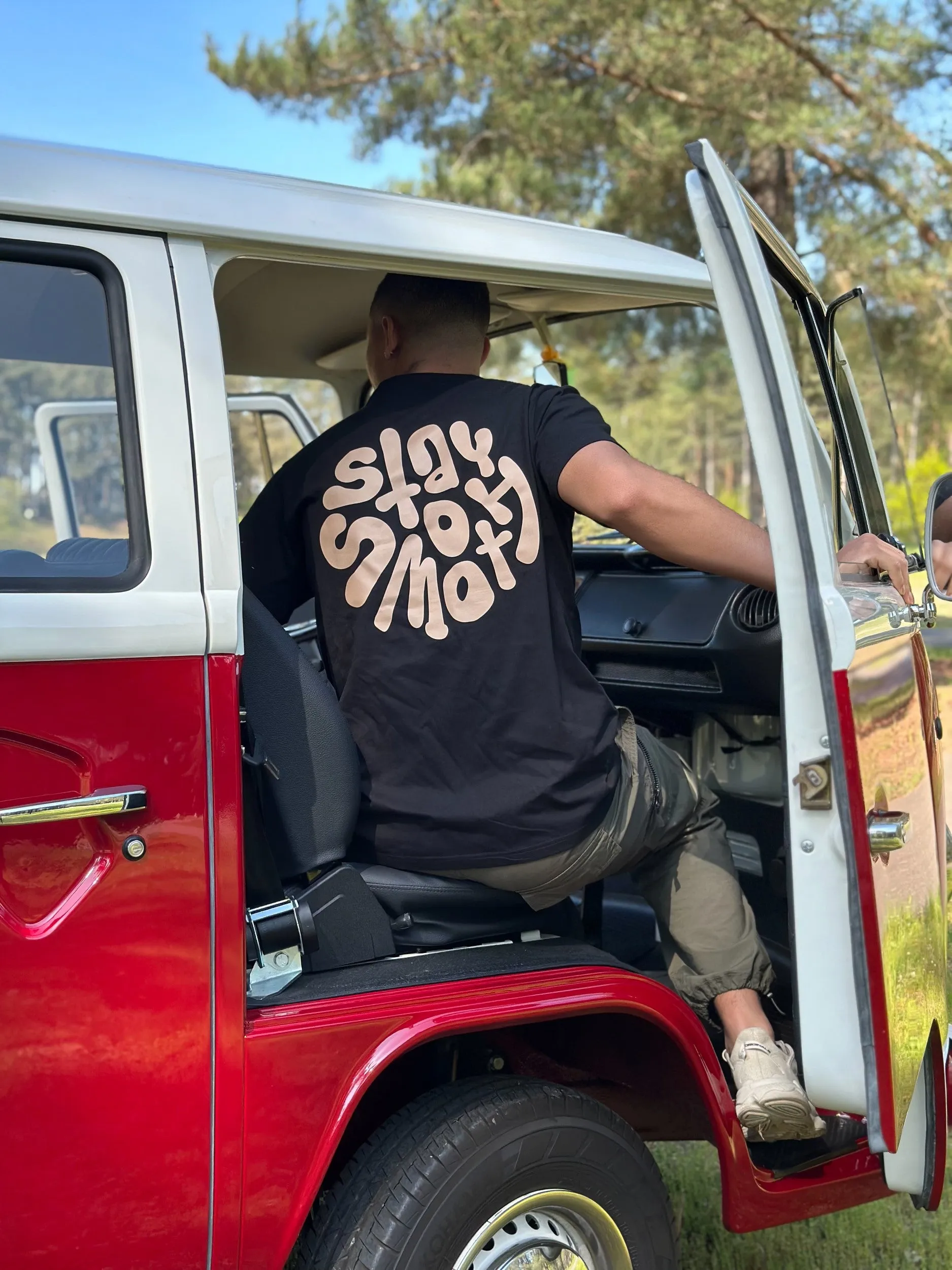 Black T / Stay Smooth Sand Front Back Men
