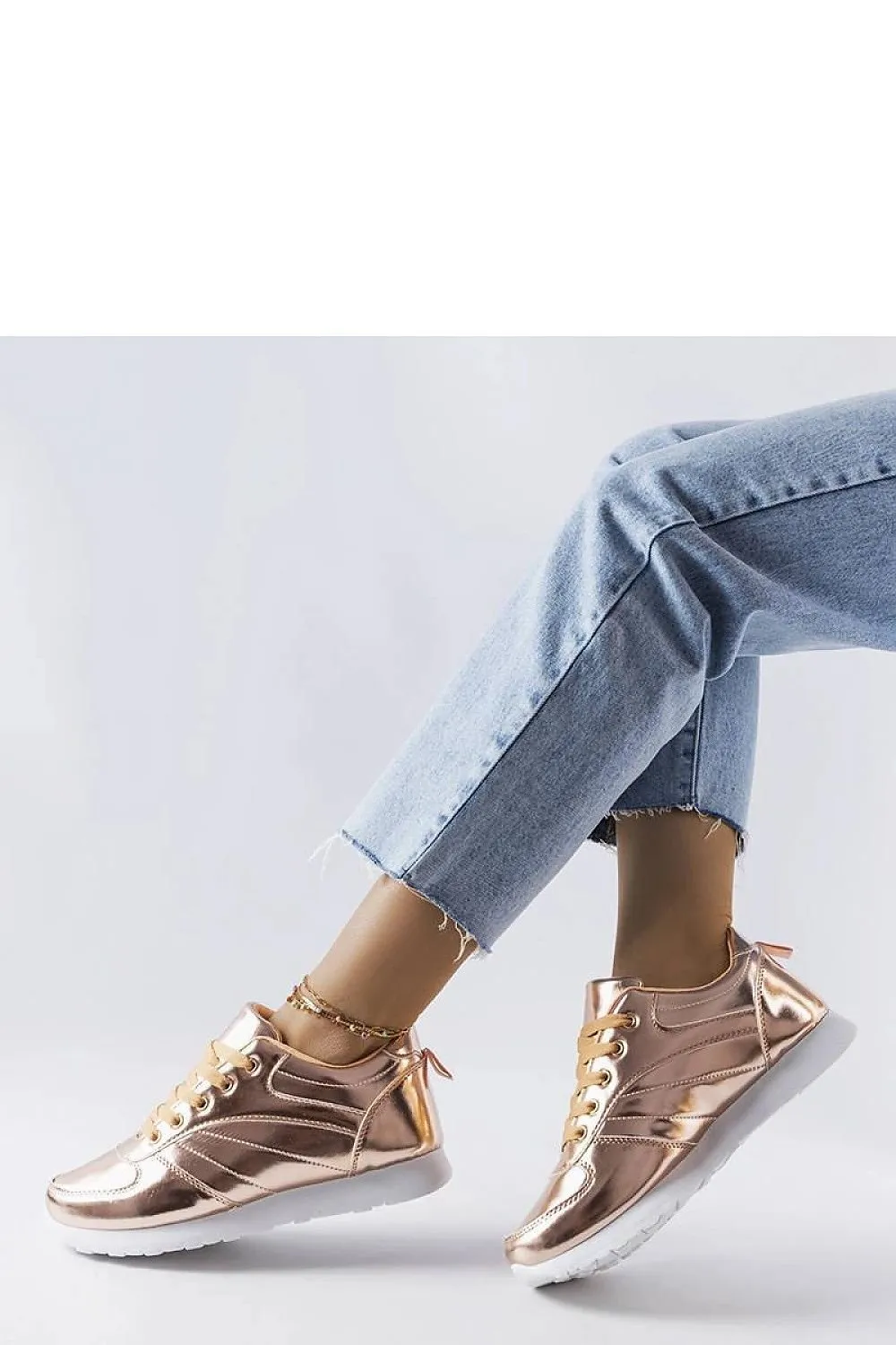 Golden low sneakers
