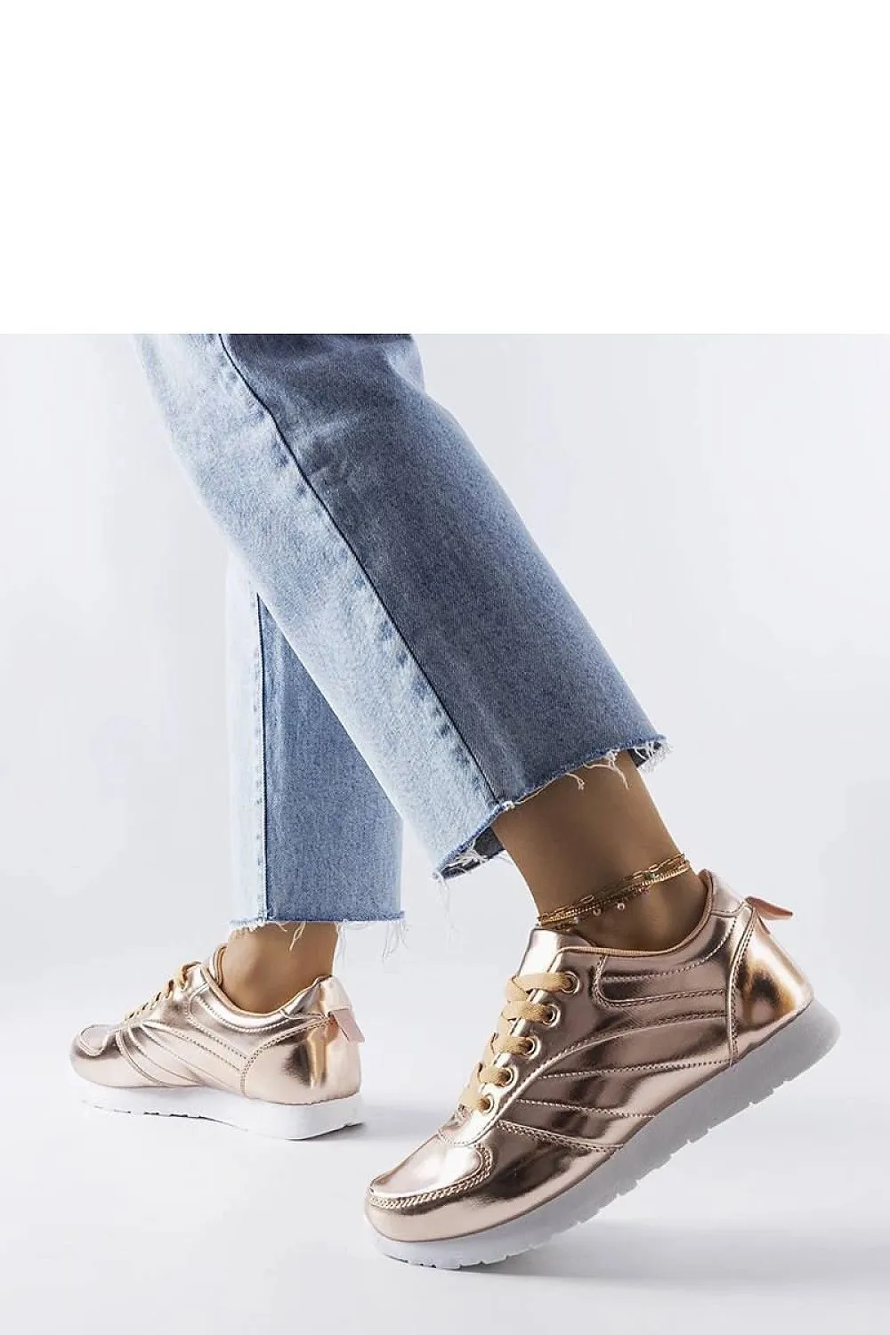 Golden low sneakers
