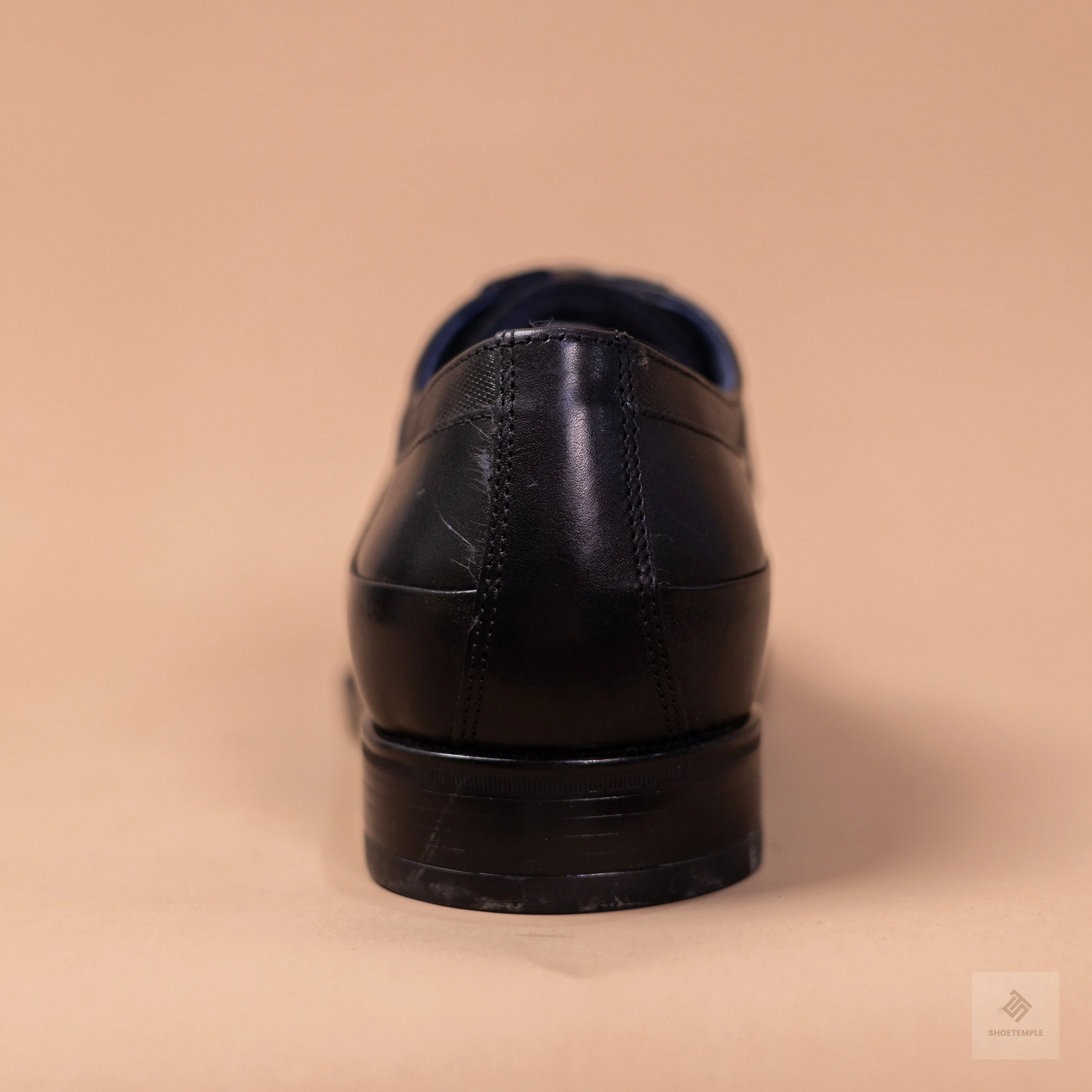 Johnston and Murphy Cap Toe Shoes - Black