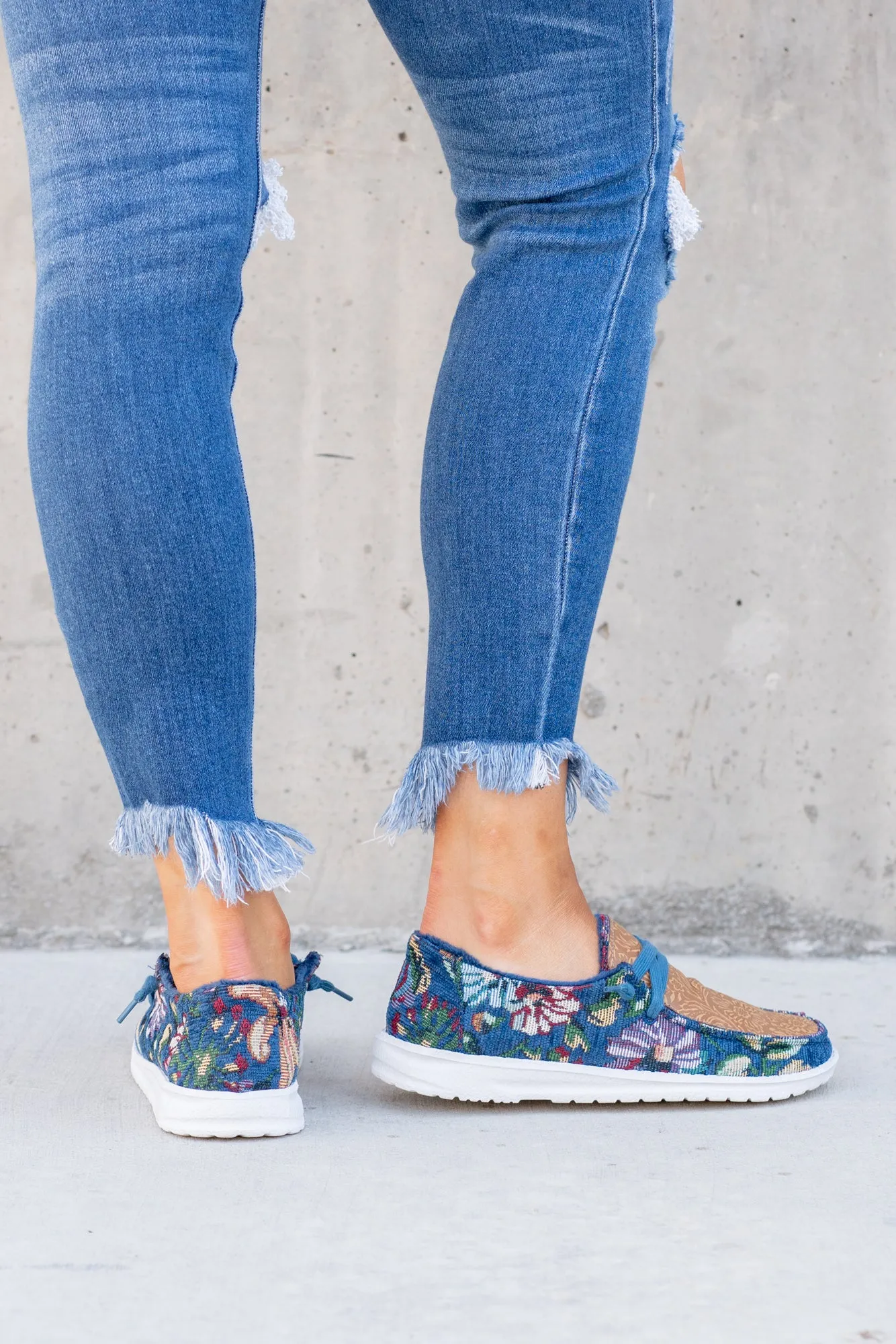 Macy Floral Embossed Boat Shoe Sneakers - Navy