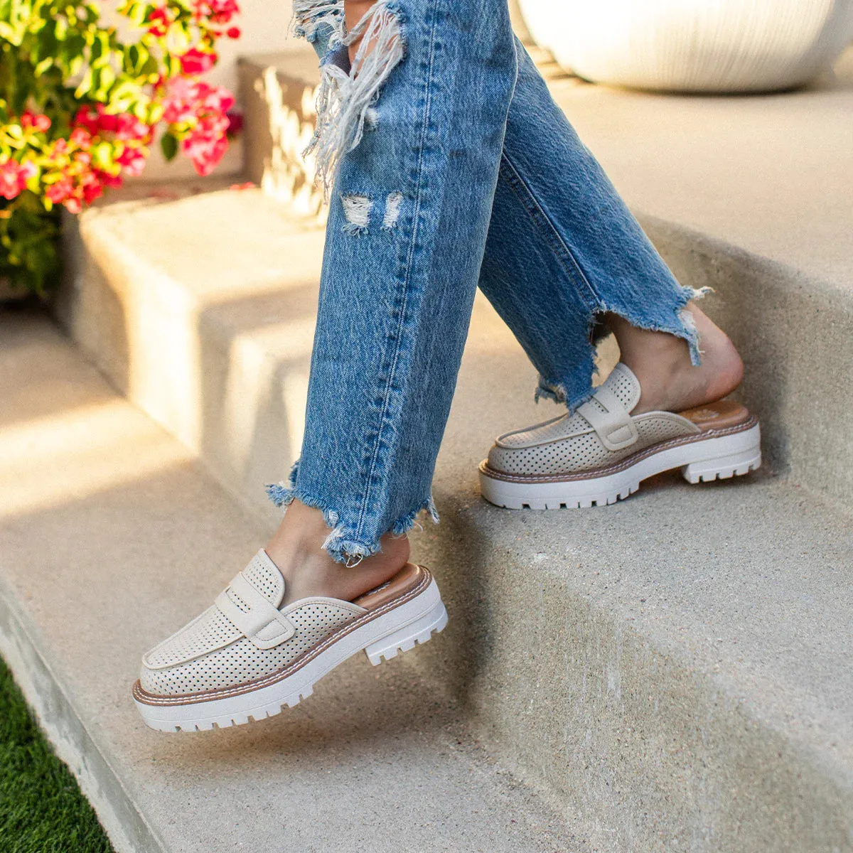 Sherlyn Shoe
