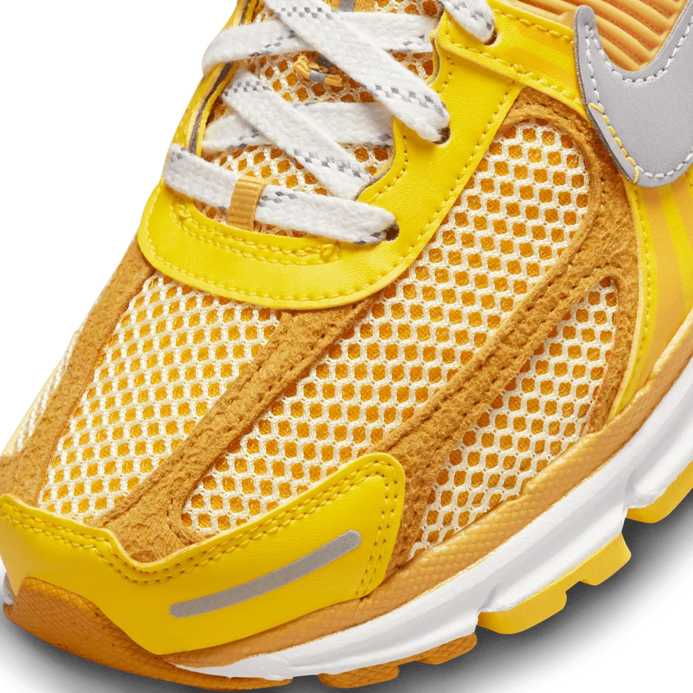 Zoom Vomero 5 'Yellow Ochre'