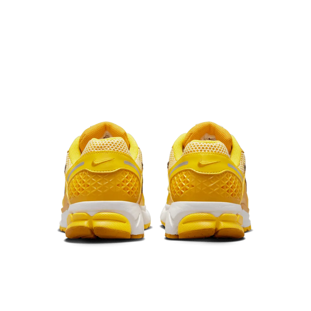 Zoom Vomero 5 'Yellow Ochre'